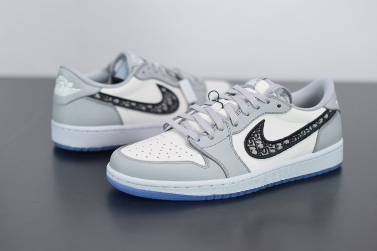 Dior X Air Jordan 1 Low Wolf Grey Sail Photon Dust White Fit Sporting