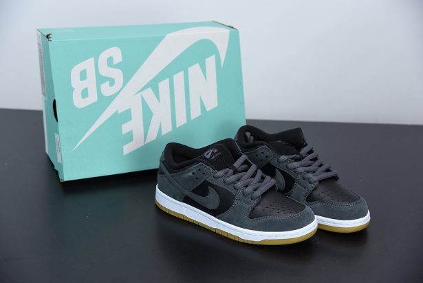 Nike Sb Dunk Low Trd Dark Greyblack White Fit Sporting Goods 