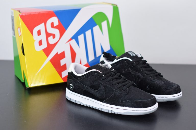 nike sb dunk medicom toy