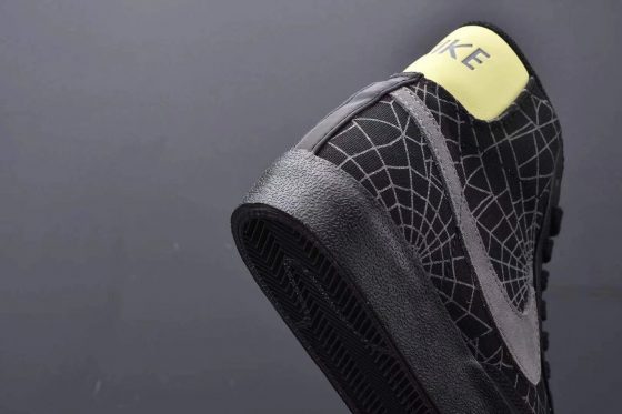 Nike Blazer Mid 77 Halloween Spider Web DC1929 001 3 560x373