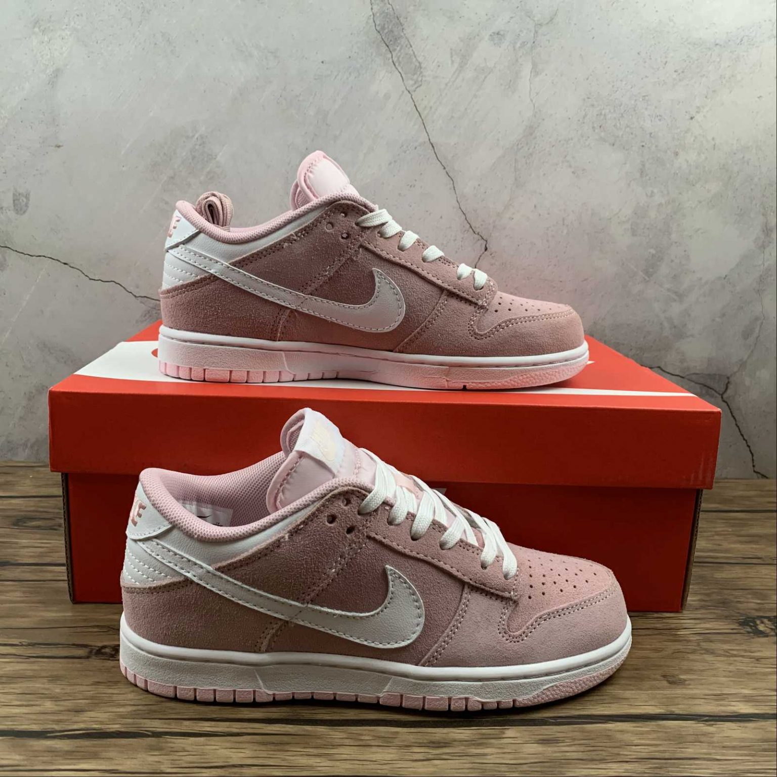 nike dunk low prism