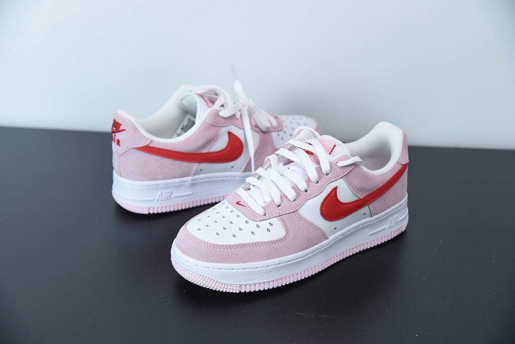 dunk low love letter