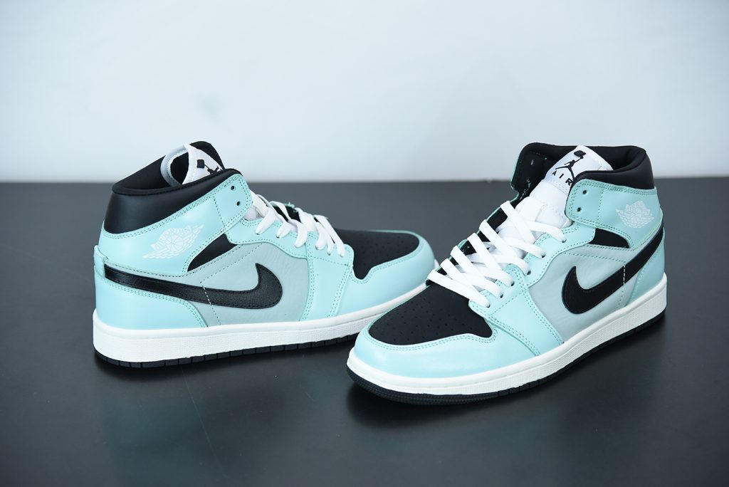 aj 1 mint