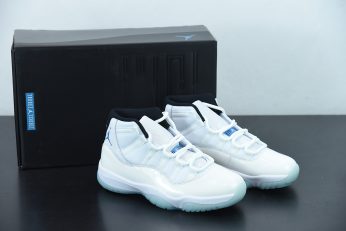 nike huarache plain white sneakers
