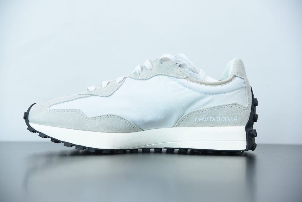 sea salt with black new balance 327