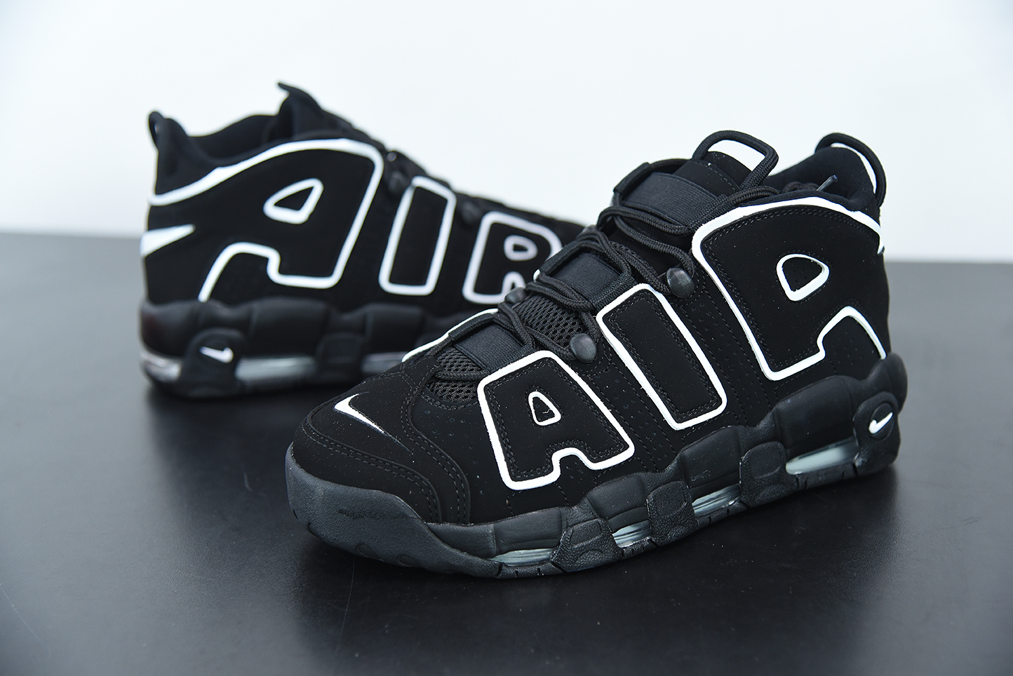 MH468 NIKE AIR MORE UPTEMPO 
