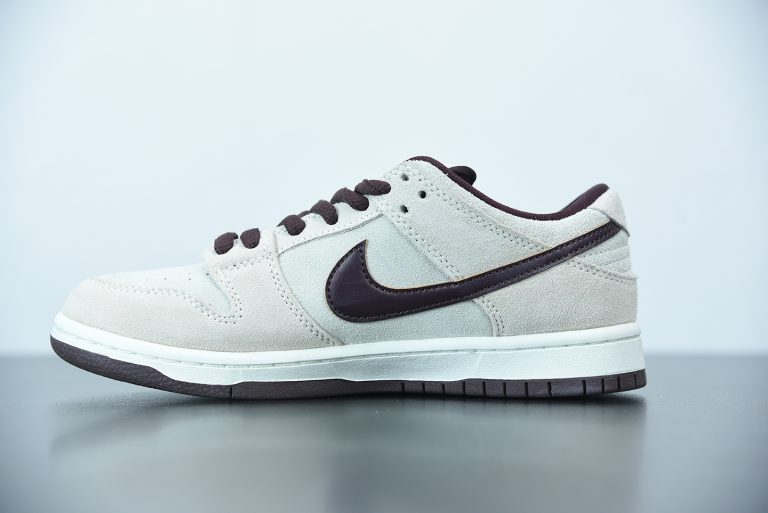 dunk low sand