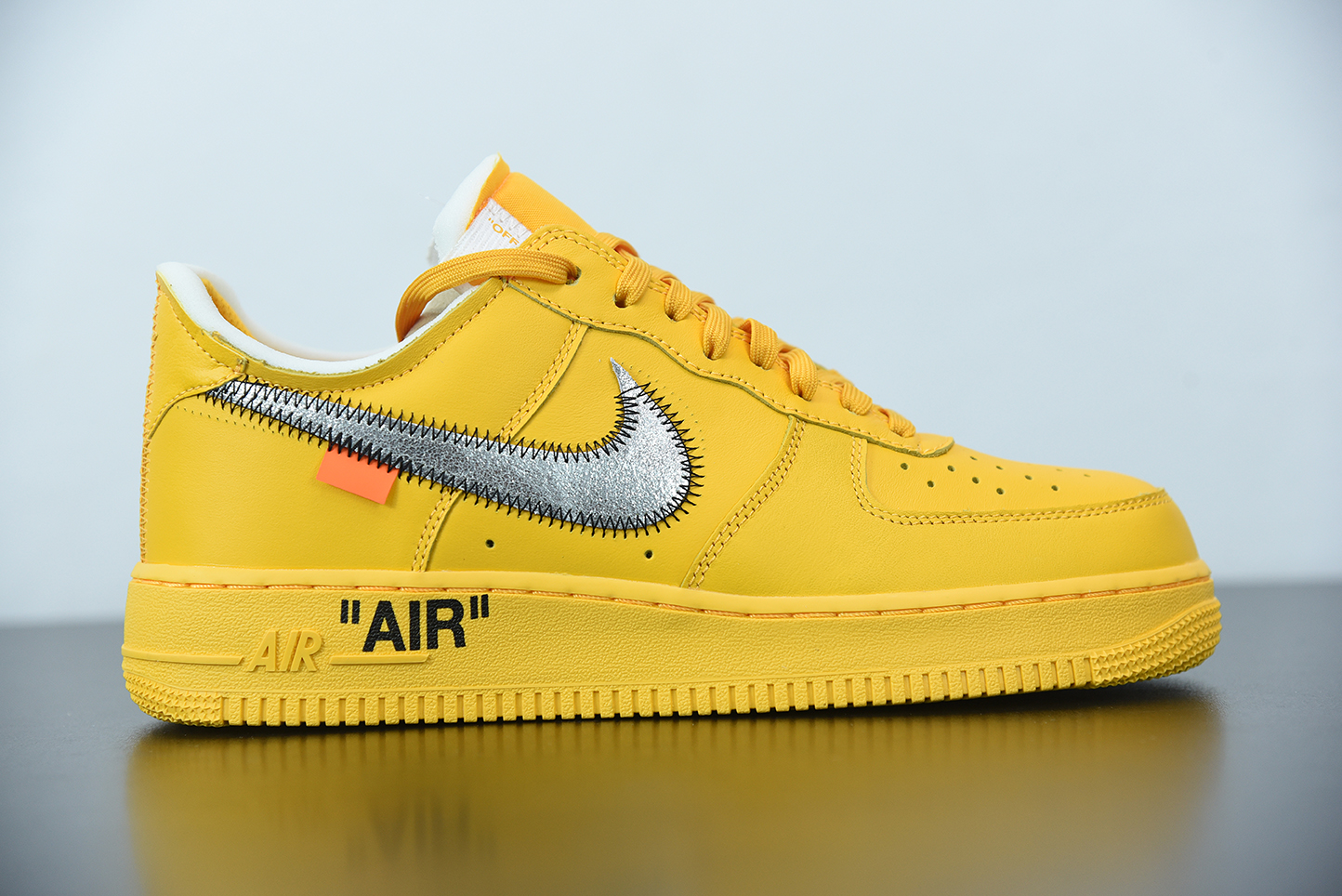 Off White Nike Air Force 1 University Gold Sneaker Unboxing 