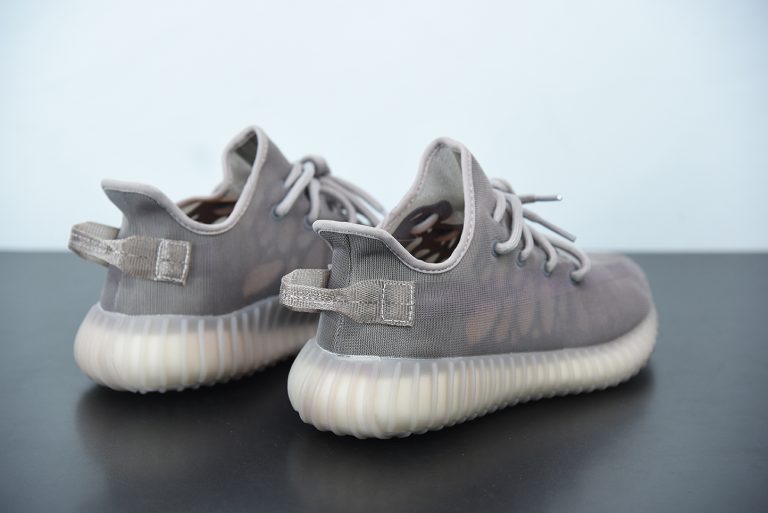 yeezy mist sizing