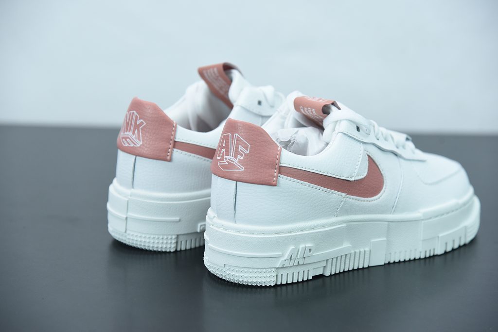 nike air force 1 07 lucky charms