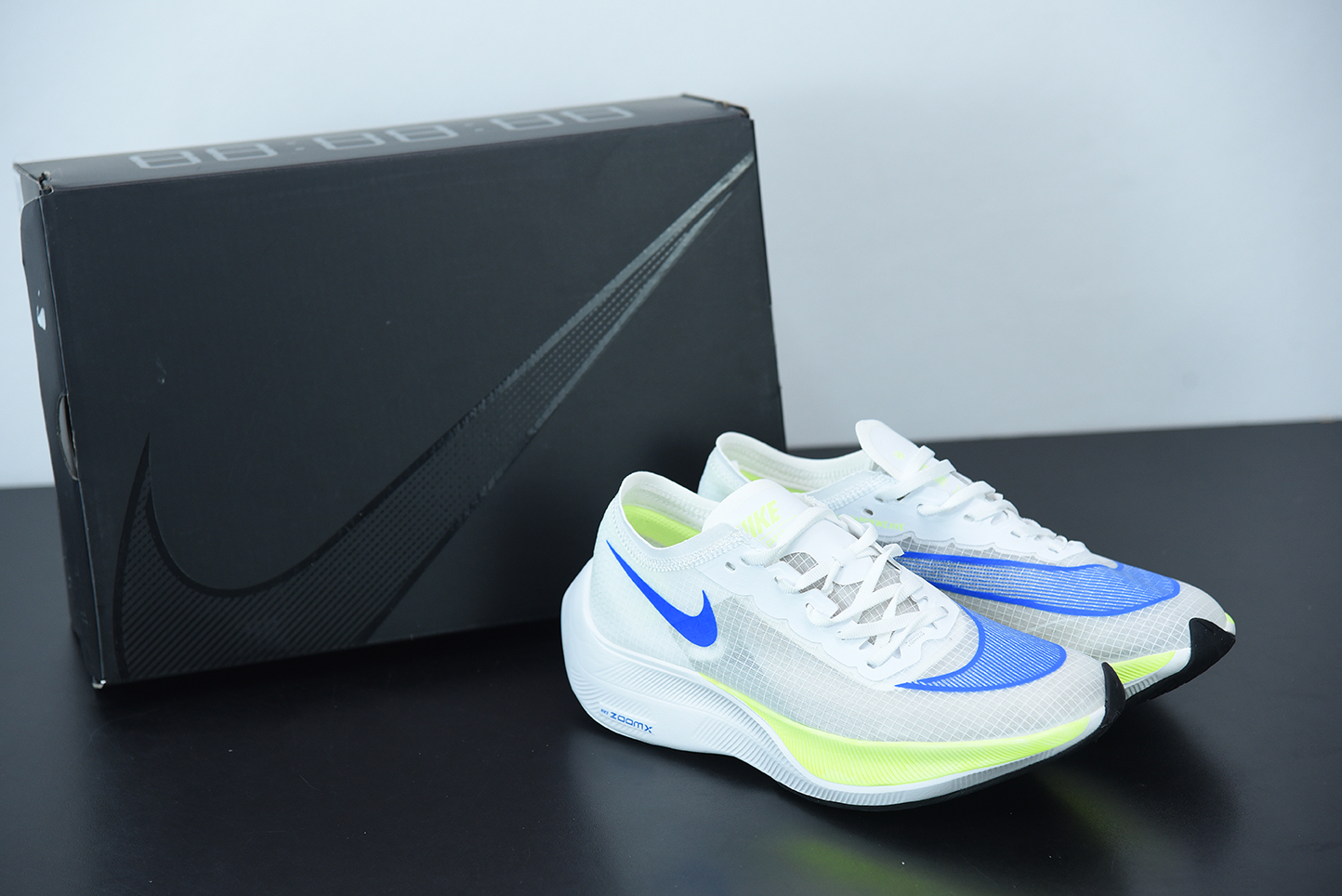stel voor Graveren grot nike shoes white with nike emblem blue hair - Nike ZoomX VaporFly NEXT%  White Cyber AO4568 - 103 For Sale – nike air max 1 premium deep royal blue  paint room