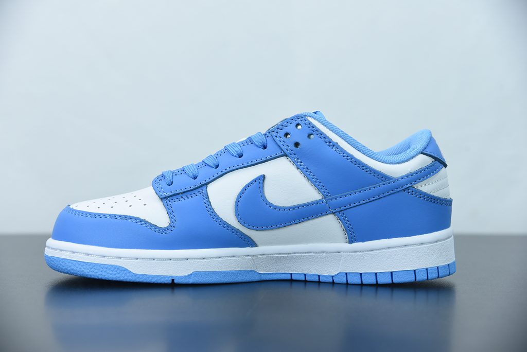 blue white dunk low
