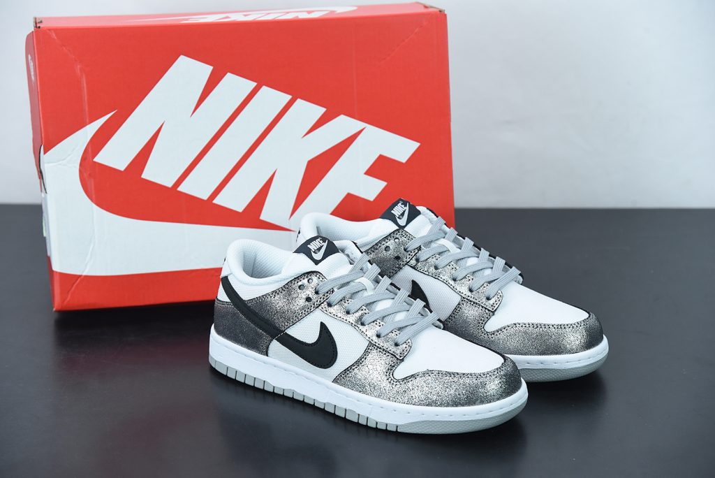 nike dunk cracked leather