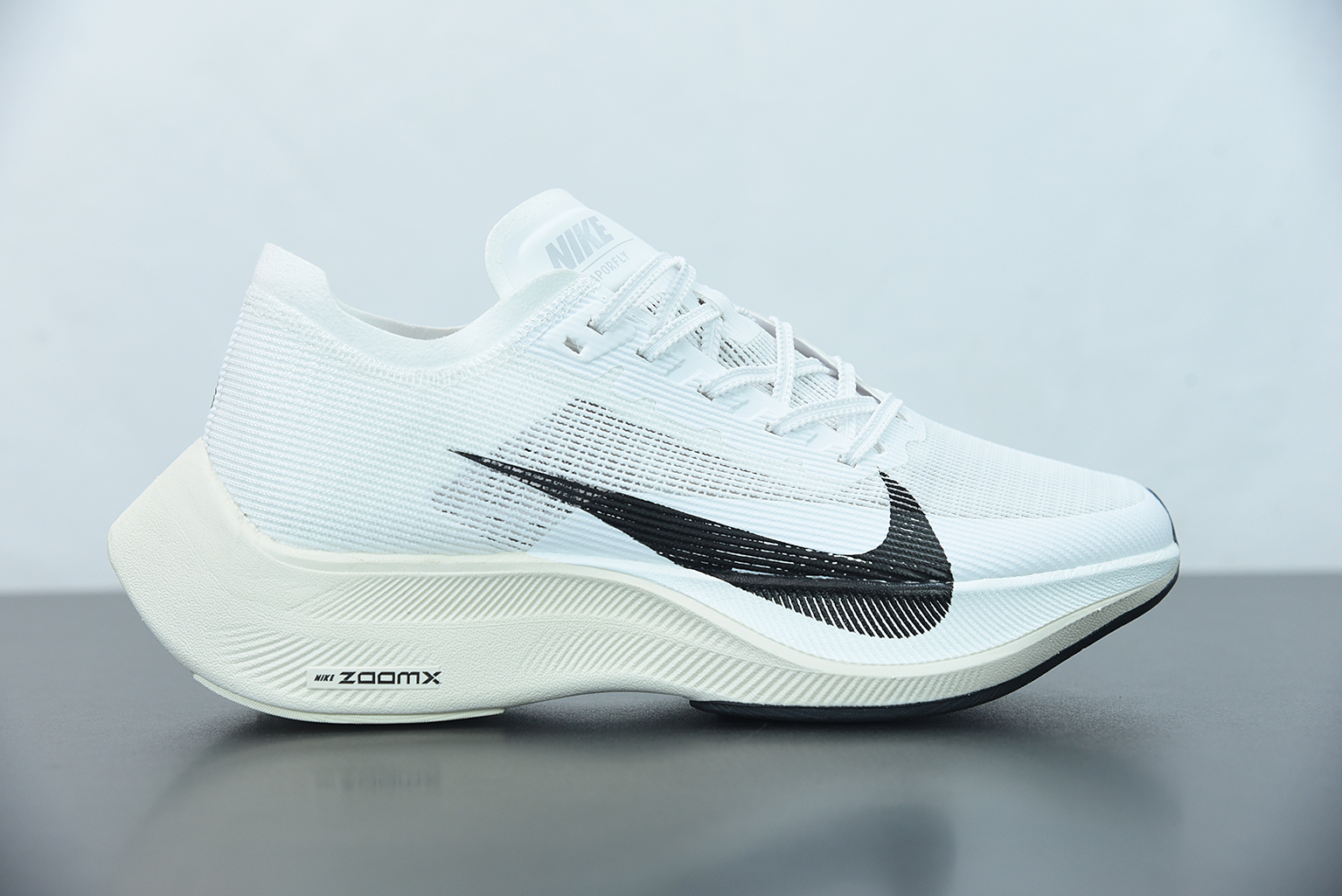 diefstal woensdag cement 100 For Sale – Tra-incShops - Nike ZoomX VaporFly NEXT% 2 White Black  DH9276 - air jordan iv air force one fusion