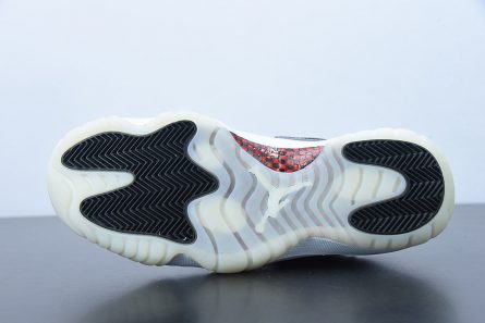 Nike Air Jordan 11 Retro Low 72-10 Men’s Size 10 Black Gym Red White  AV2187-001