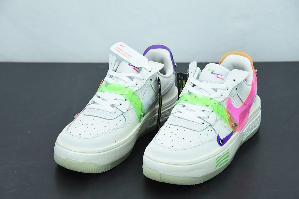 720 nike white