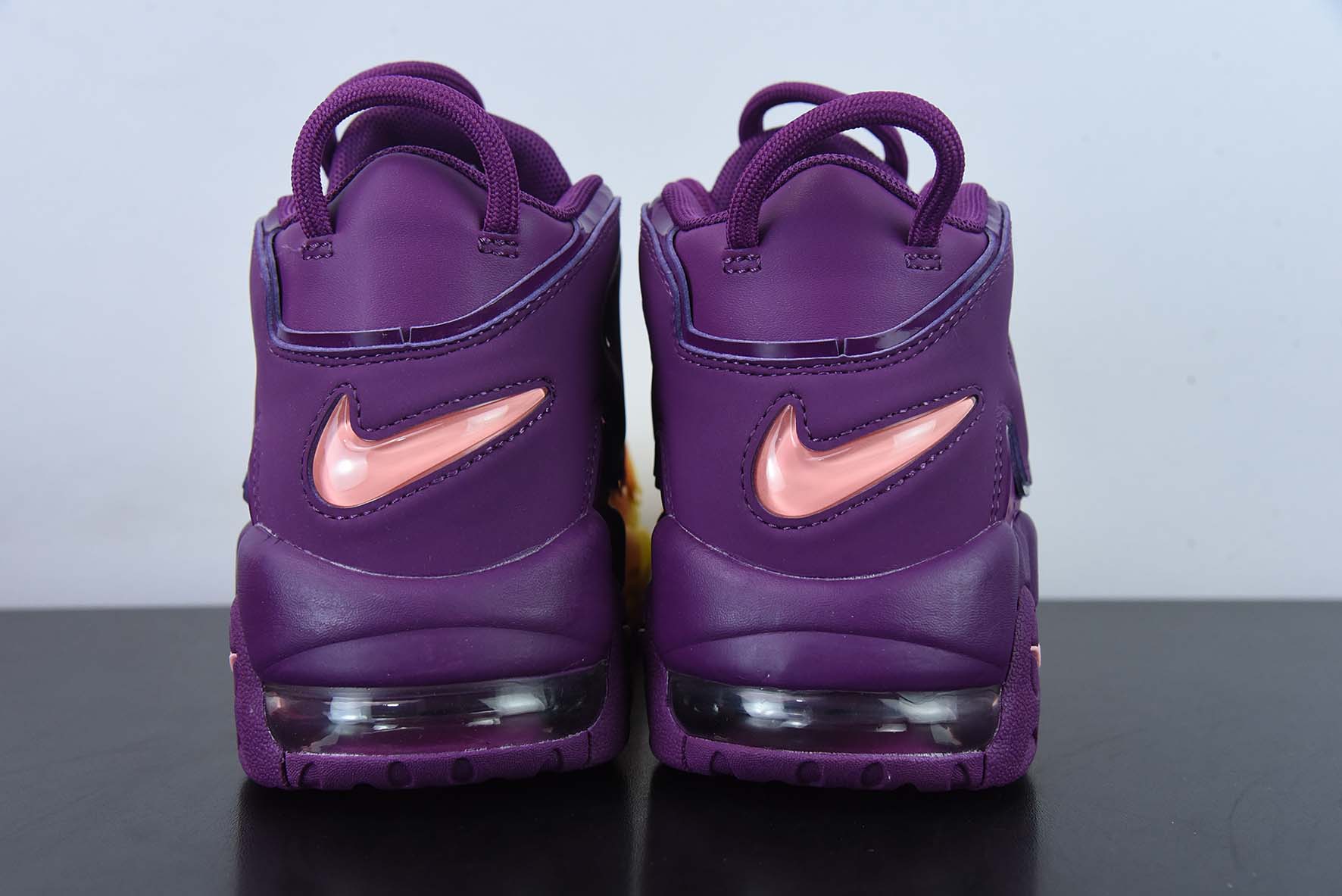 For Gold With The Nike 97 GS - 800 For Sale – nike air more uptempo lakers black purple Nike Air More Uptempo 'Lucky Charms' AV8237